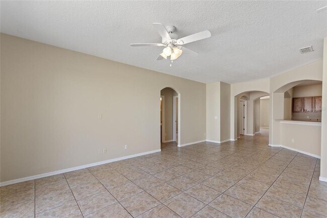 Building Photo - 326 Cotswold Cir