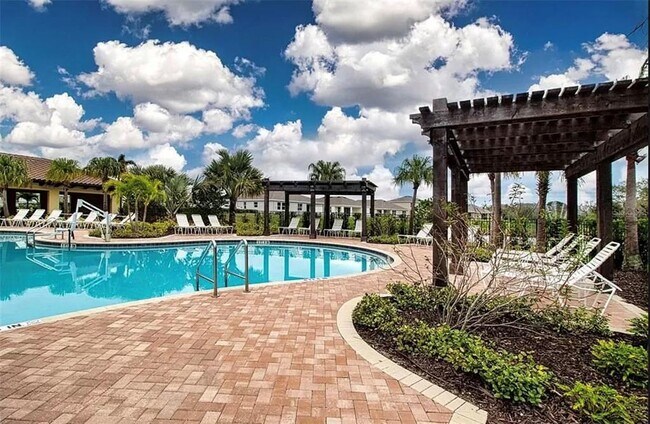 Building Photo - 17915 Cantarina Cove