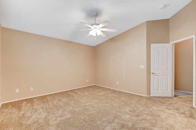 Building Photo - 6733 Lookout Lodge Ln