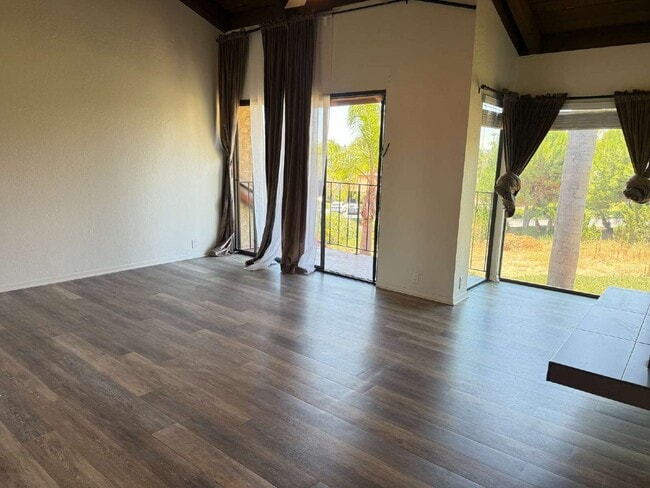 Building Photo - 1911 Estrella De Mar Ct