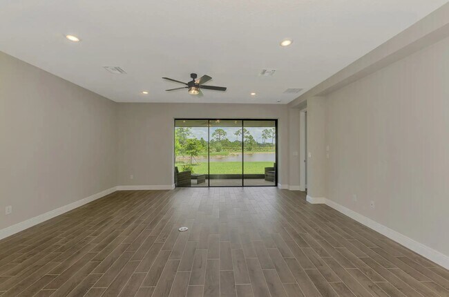 Building Photo - 5664 Blue Reef Pl