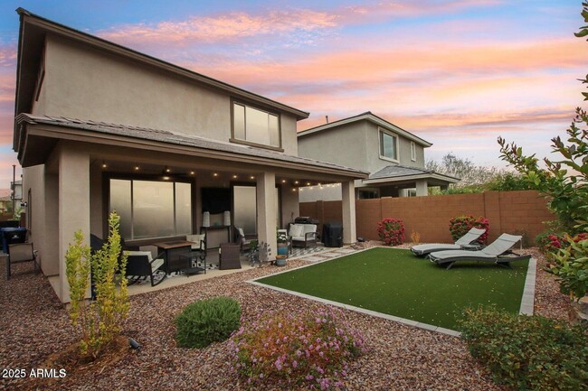 Building Photo - 3551 E Louise Dr