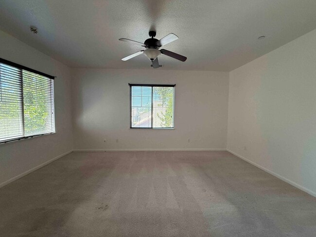 Building Photo - Great 3 Bedroom In Elk Grove