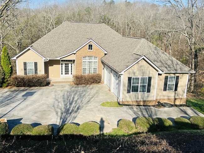 Building Photo - 1127 Percheron Dr NW