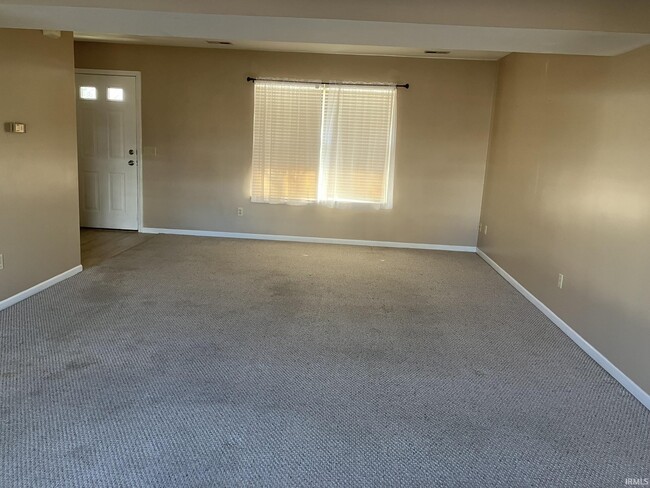 Building Photo - 9509 Hidden Village Pl