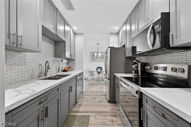 Building Photo - 27256 San Marino Dr