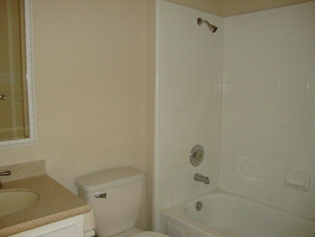 Building Photo - 1007 Black Locust Drive West