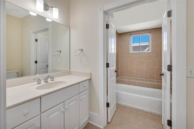 Building Photo - 156 Shady Brook Cir