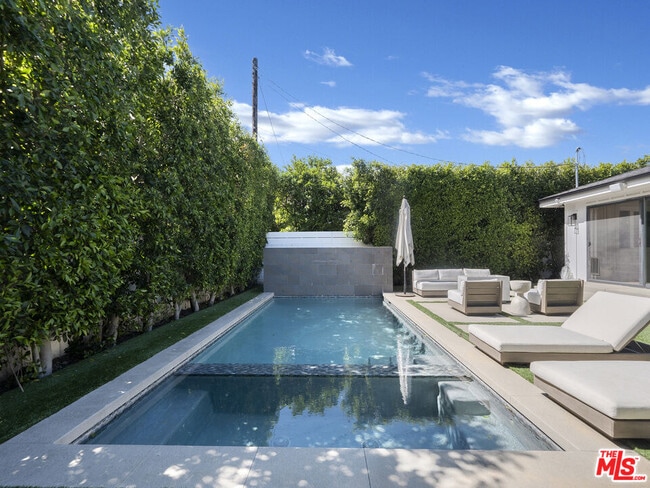 Building Photo - 13506 W Chandler Blvd