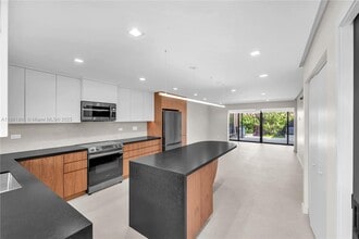 Building Photo - 2211 NE 122nd St