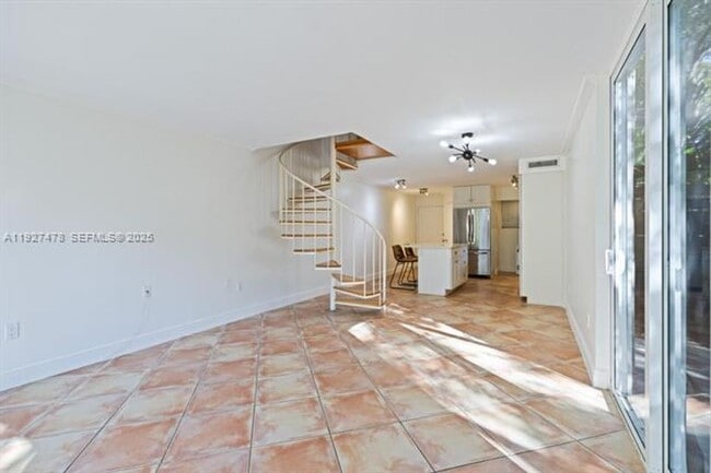 Building Photo - 3028 Center St