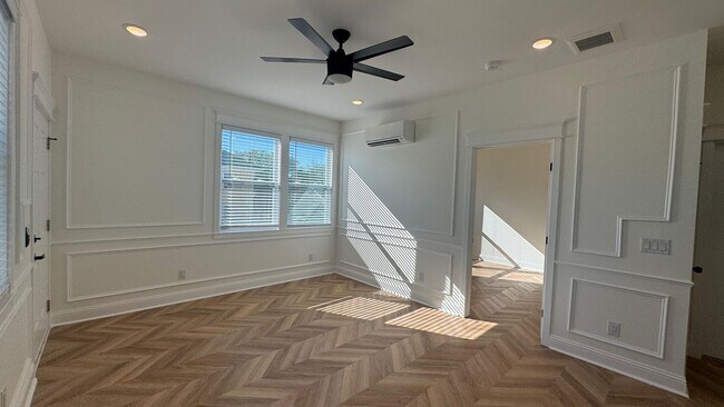 Building Photo - East Duffy Street