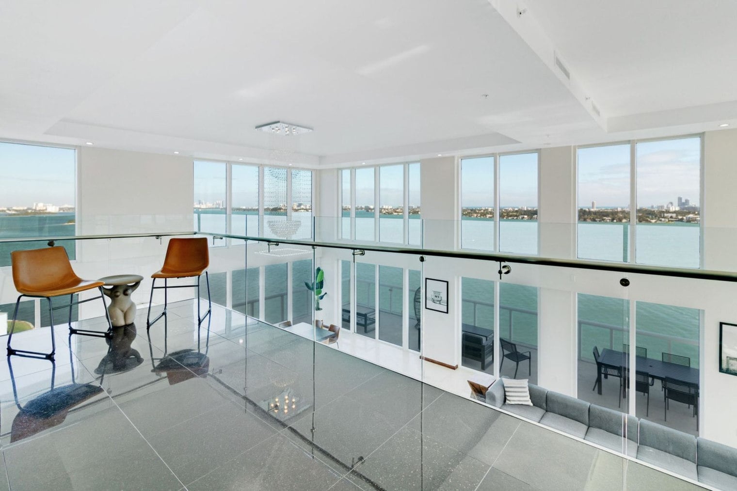 Building Photo - 7939 East Dr