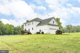 Building Photo - 6337 Louisianna Rd