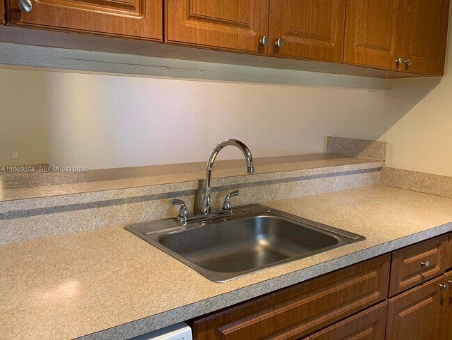 Building Photo - 8540 N Sherman Cir