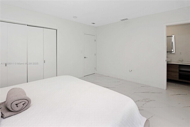 Building Photo - 2135 Arch Creek Dr