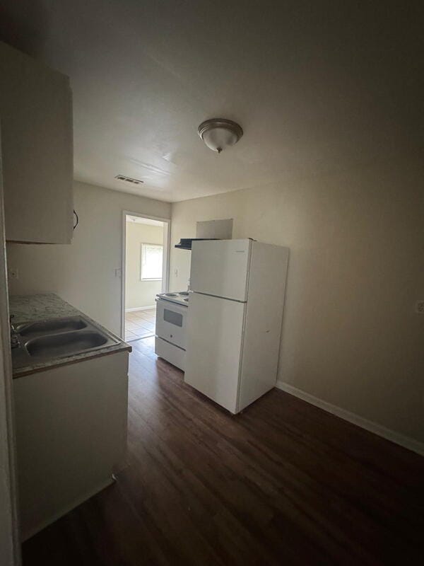 Building Photo - 809 Fletcher Ave