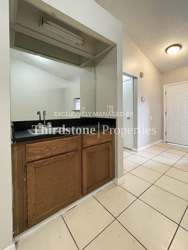 Building Photo - 5143 Indian Lakes Ct