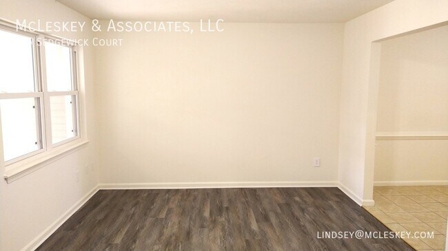 Building Photo - Washington Square Townhouses