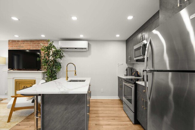 Building Photo - 1150 Lafayette Ave