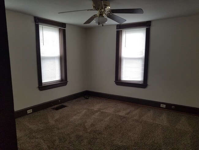 Building Photo - House for Rent in Quincy