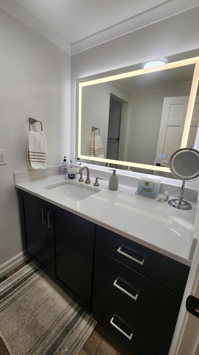 Building Photo - 5145 Greer Rd