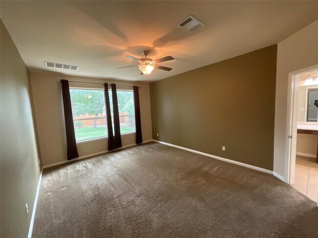 Building Photo - 615 Seminole Canyon Dr