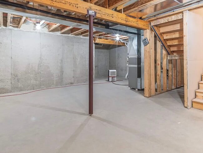 Building Photo - 1674 Happy Trails Rd