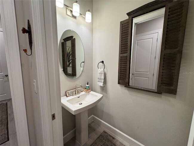 Building Photo - 16109 Umbria Pl