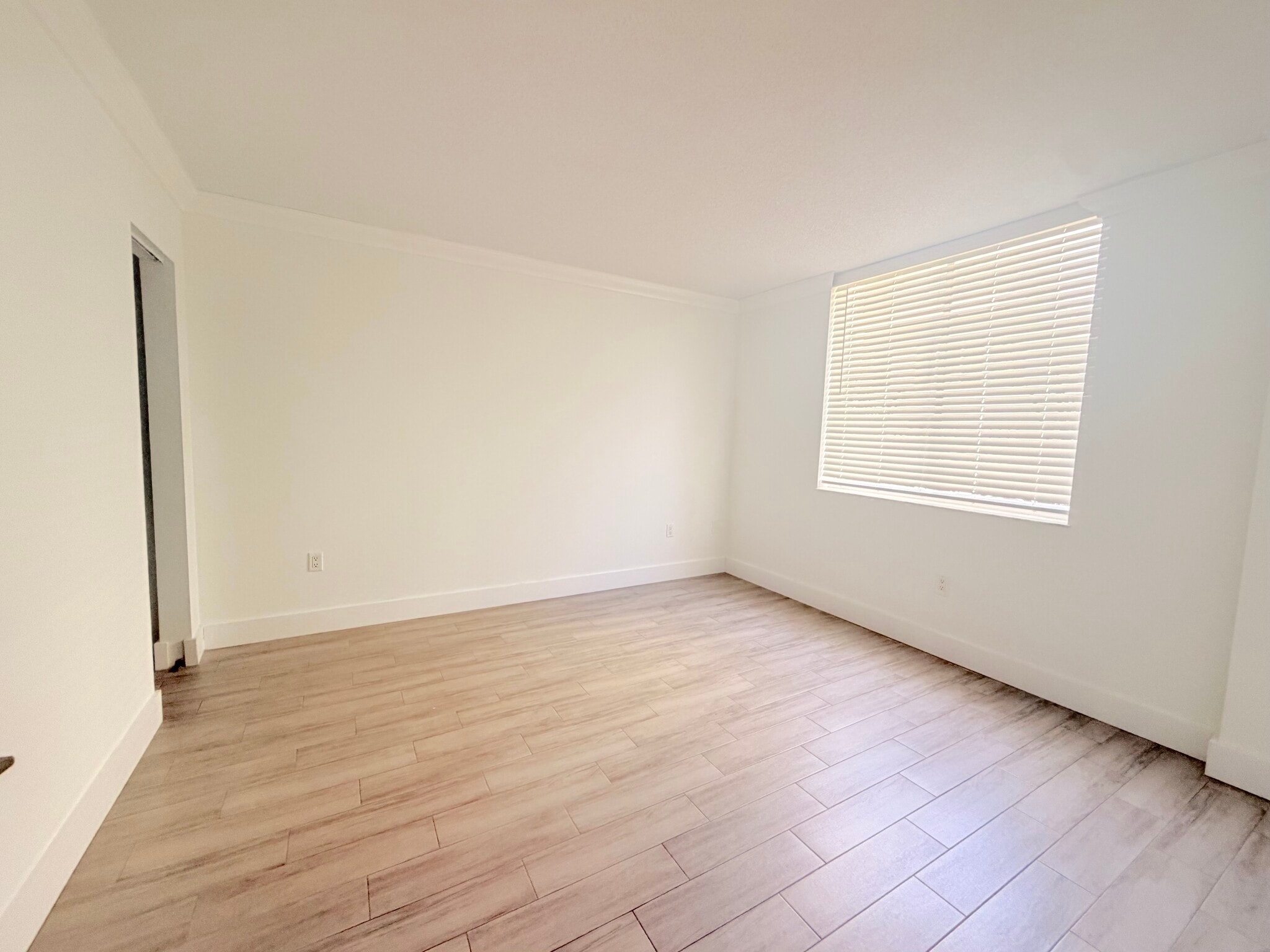 Master Bedroom - 126 SW 17th Rd
