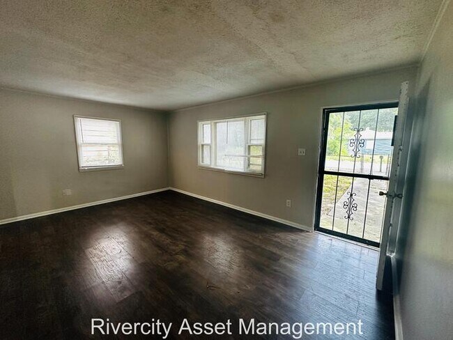 Building Photo - Frayser Beauty!!!!! Section 8 Friendly!!!!!