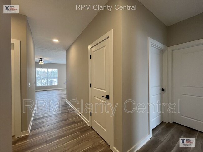 Building Photo - 133 Oldham Ln