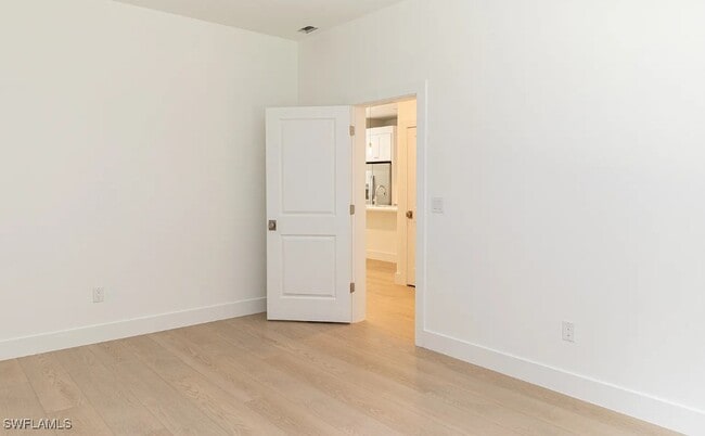 Building Photo - 5588 Wendy Ln