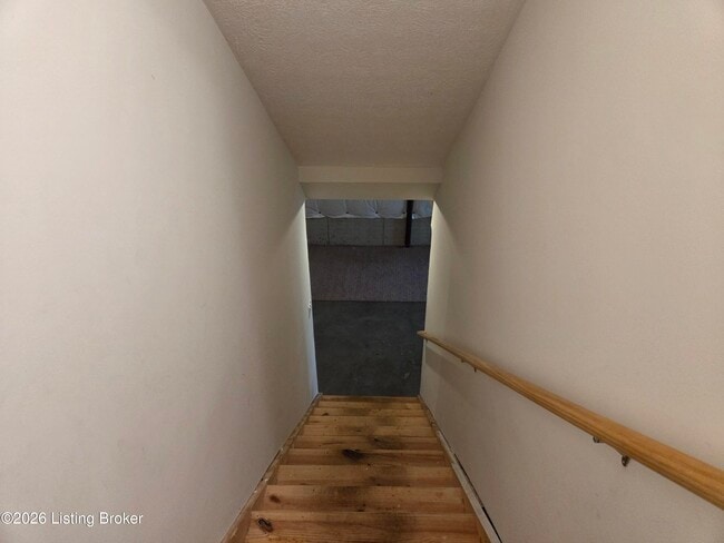 Building Photo - 108 Strawberry Fld Dr