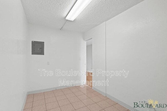 Building Photo - 1260 Richard Ln
