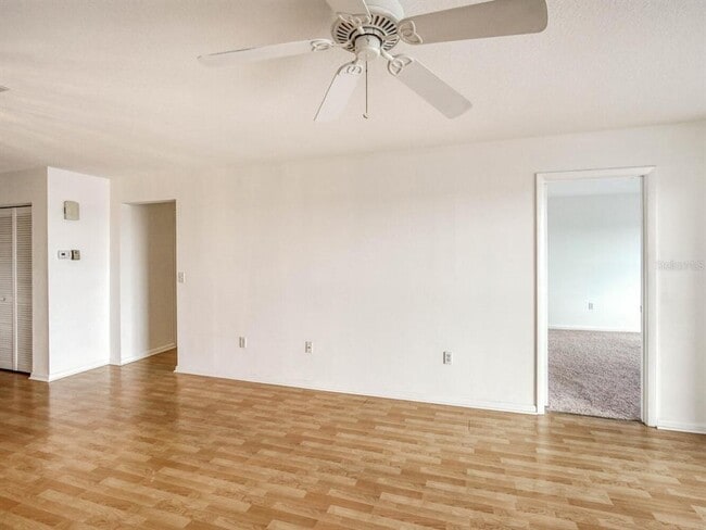 Building Photo - 4939 Floramar Terrace