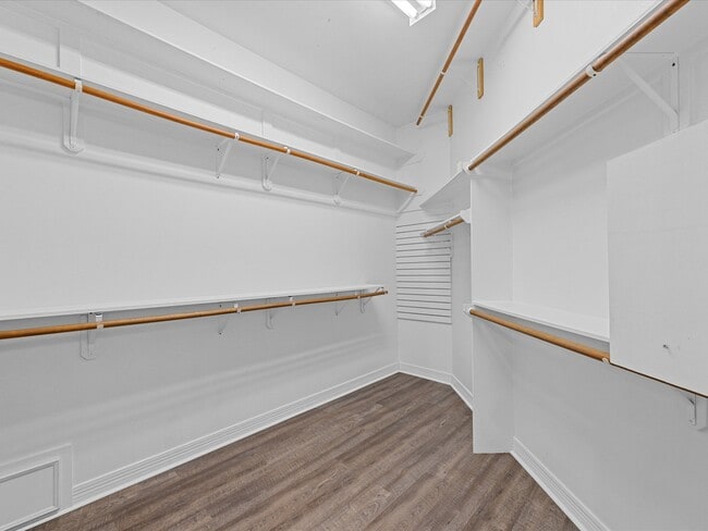 Building Photo - 15318 Beecham Dr