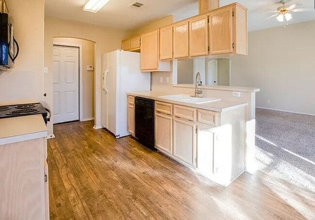 Building Photo - AVAILABLE MID AUGUST; APPLY TODAY ON OUR WEBSITE!!!
