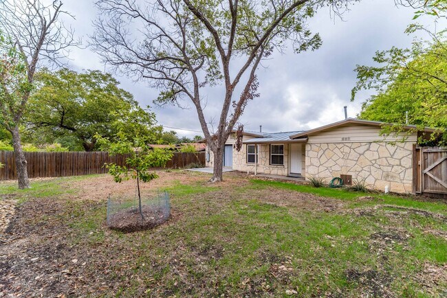 Building Photo - 3-BEDROOM HOME IN RIDGEVIEW, NORTH EAST ISD