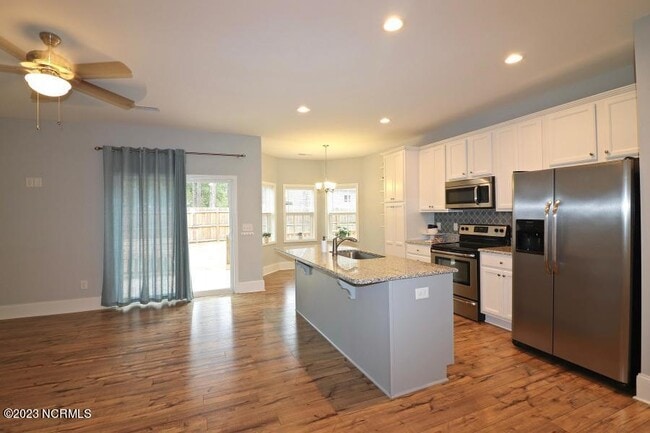 Building Photo - 2 Sawmill Ct