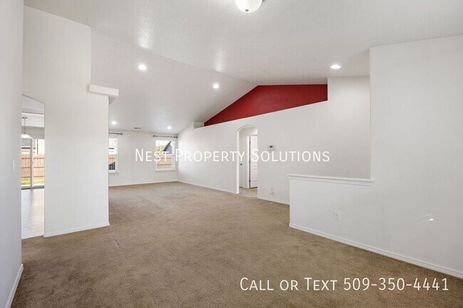 Building Photo - 814 S Wilder St