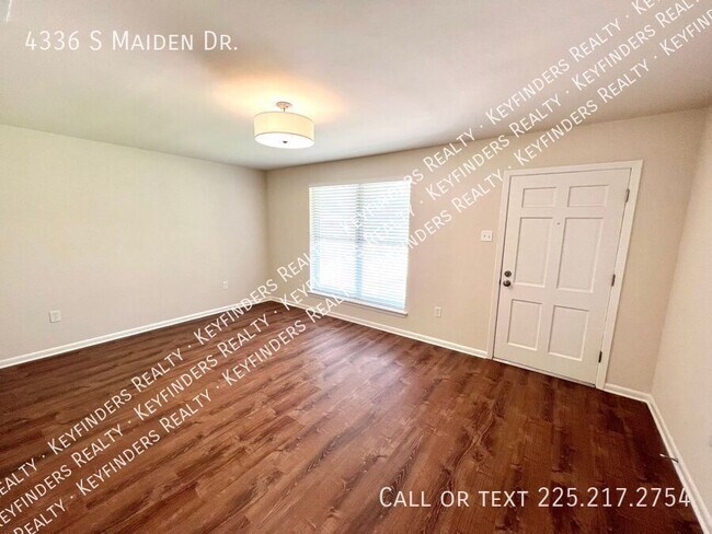 Building Photo - 4336 S Maiden Dr