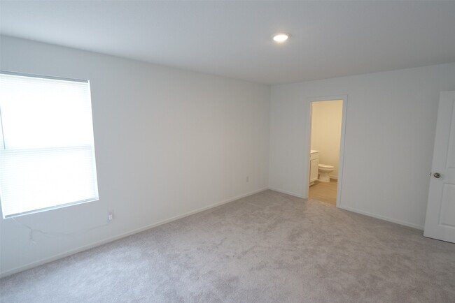 Building Photo - 26727 Feather Reed Dr