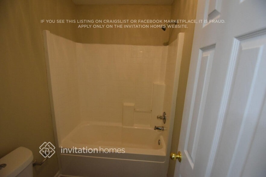 Building Photo - 2909 Albright Commons