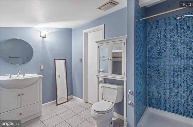 Building Photo - 36 E Wheeling St