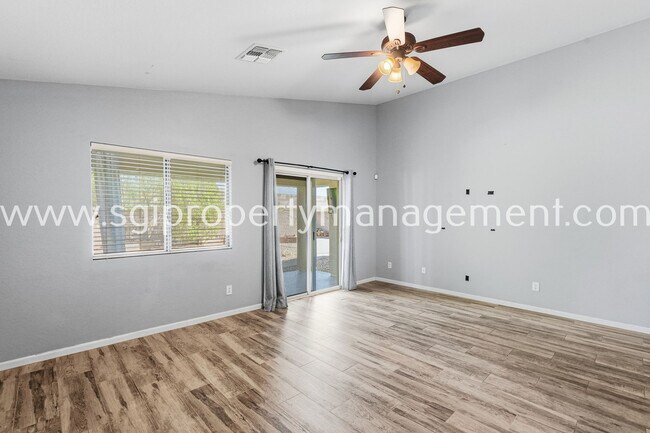 Building Photo - 12148 W Electra Ln