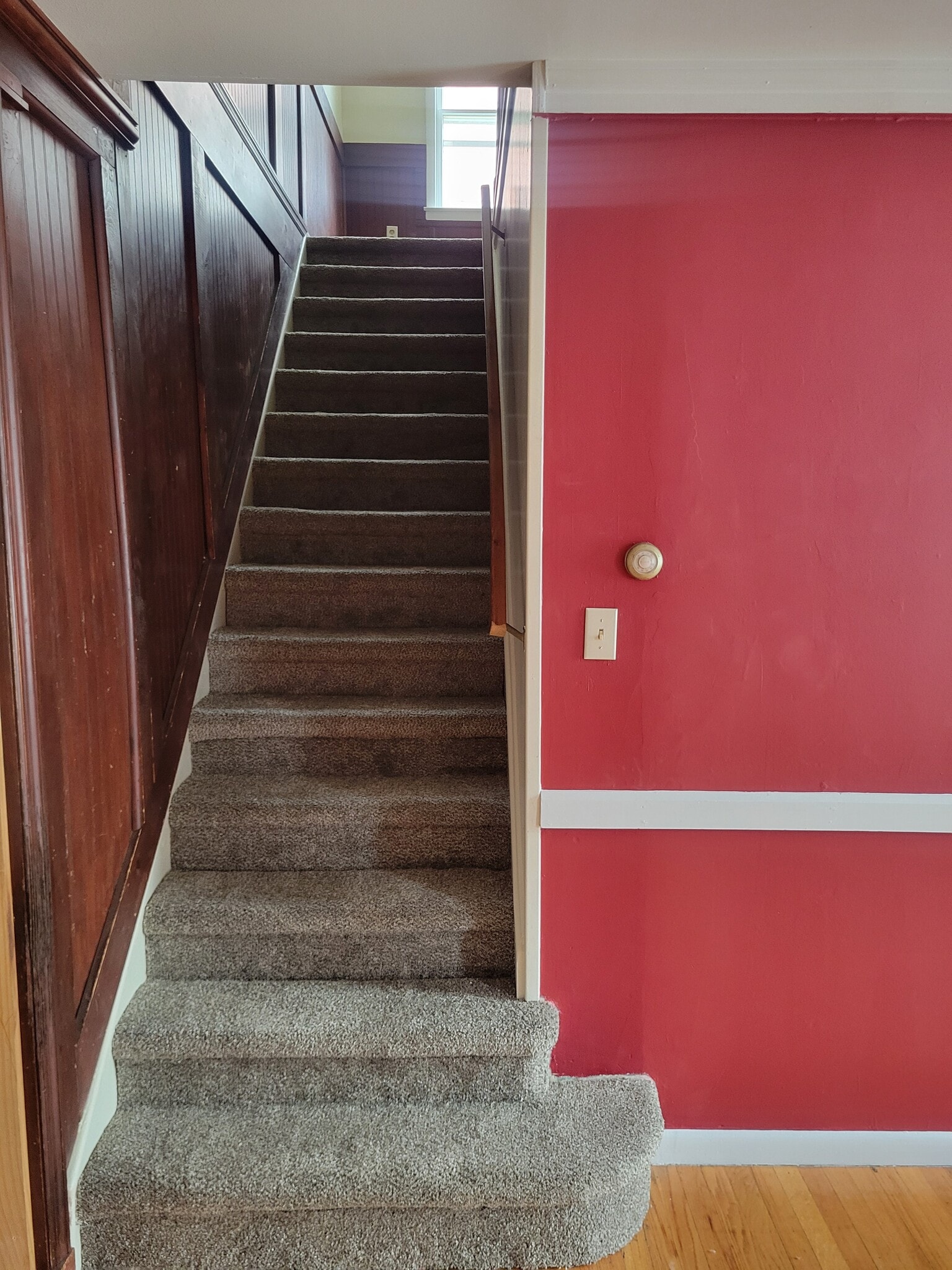 Building Photo - 18 Elm St