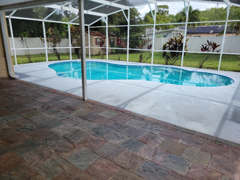 Building Photo - 2108 Shirewood Ct