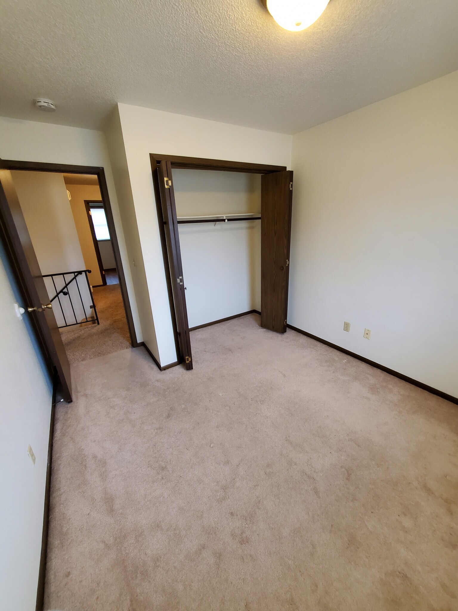 Bedroom - 1106 Oleson Rd