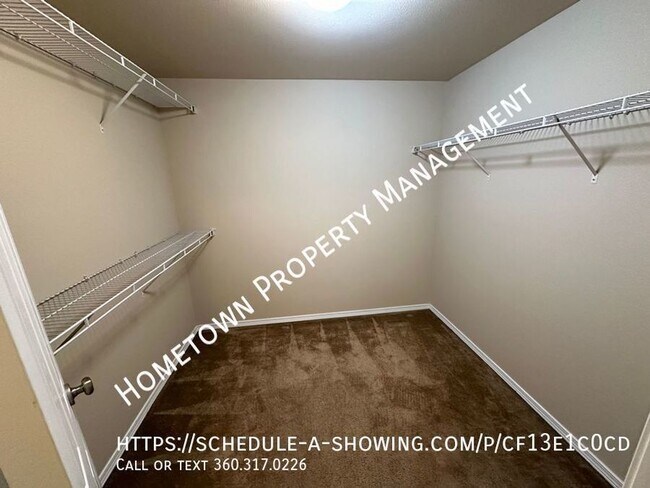 Building Photo - Spacious 4 Bedroom Home in Horizon Pointe!...